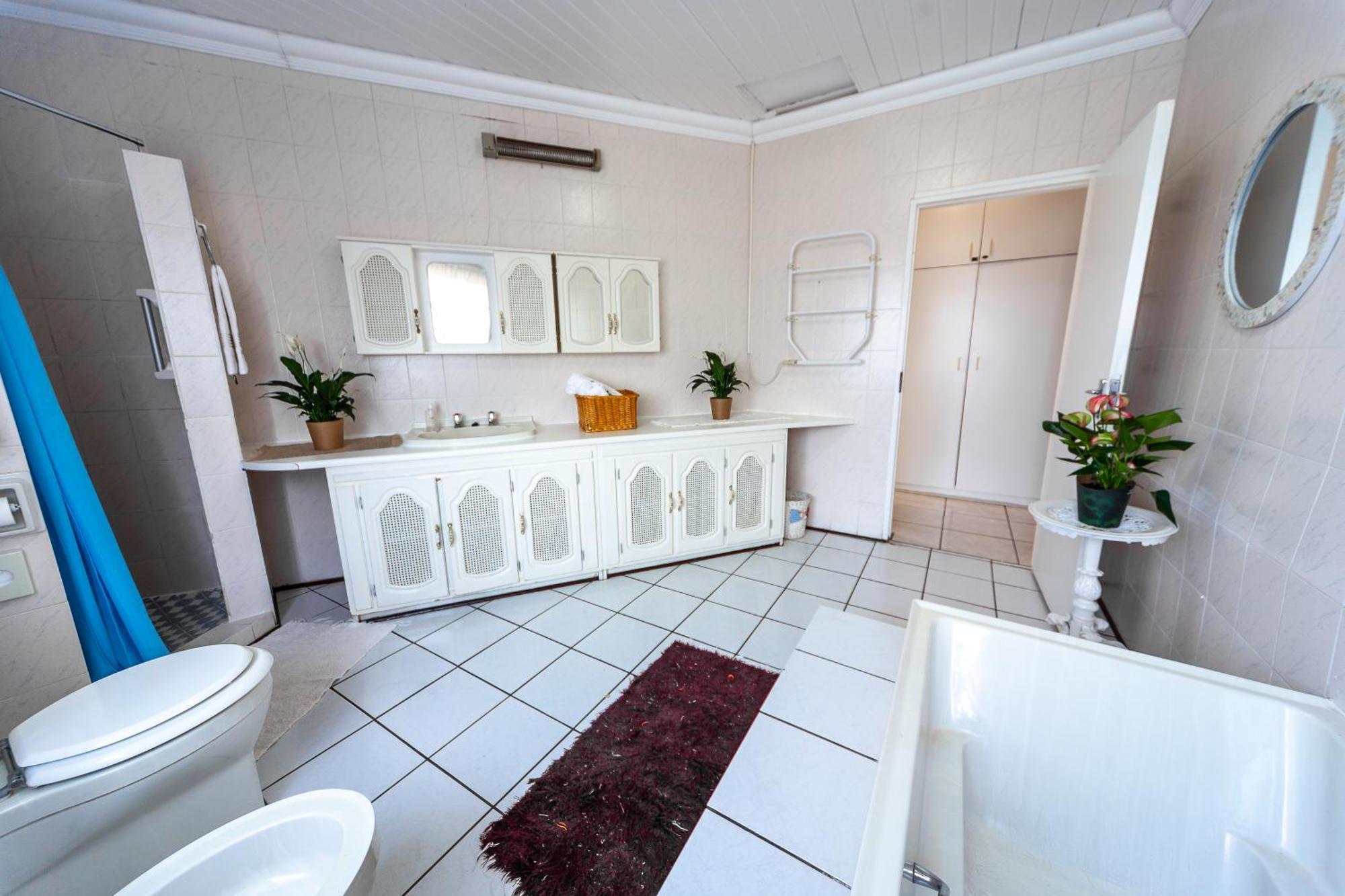 Graceland Self-Catering Cottages 温特顿 外观 照片